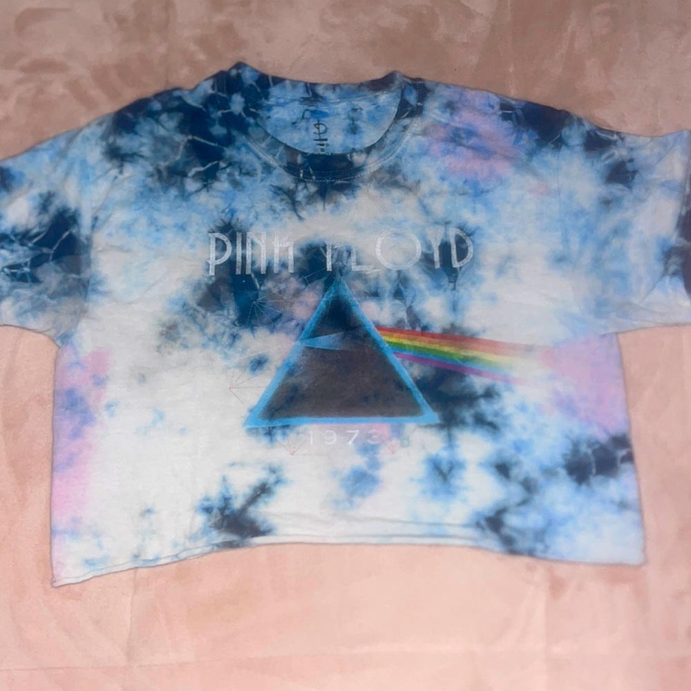 Pink Floyd blue tie-dyed crop top